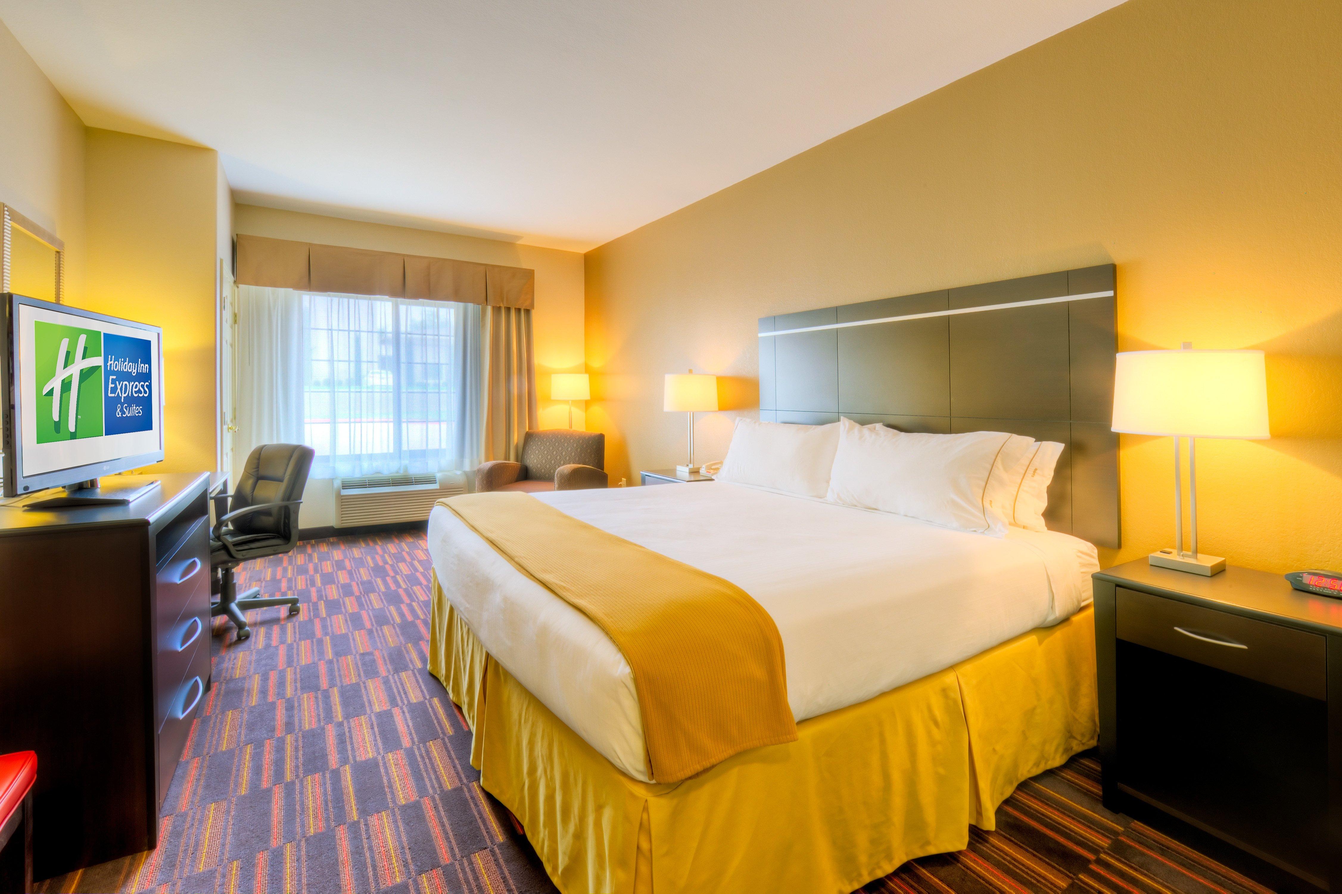 Holiday Inn Express And Suites Granbury By Ihg Exterior photo