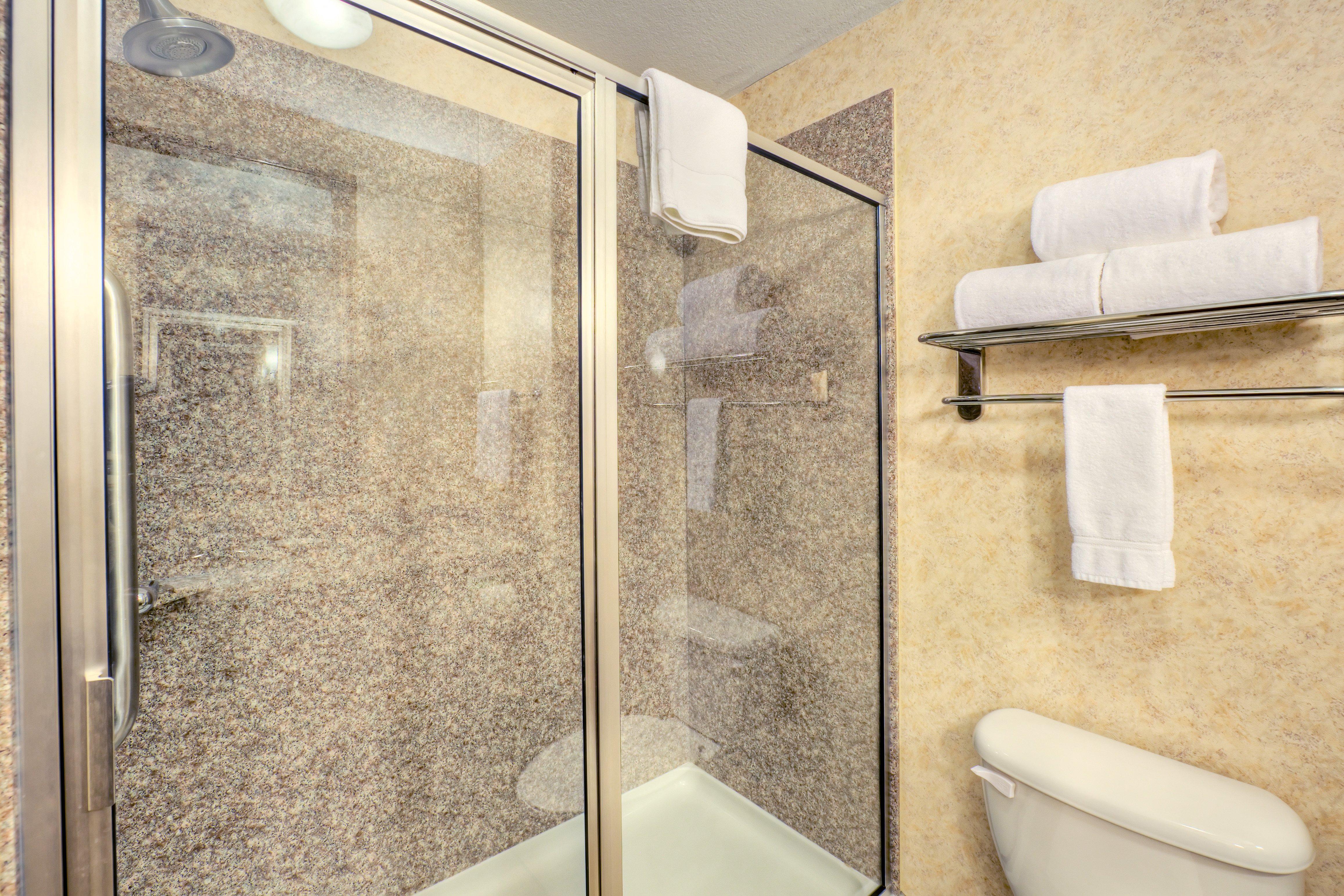 Holiday Inn Express And Suites Granbury By Ihg Exterior photo